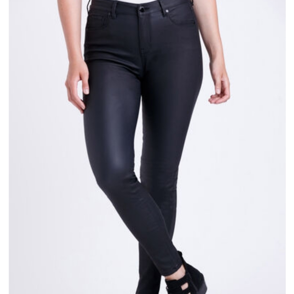 Ladies black coated skinny jeans, size 30
